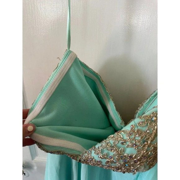 Baby Online D.R.E.S.S. Youth size medium formal dress - Picture 5 of 8